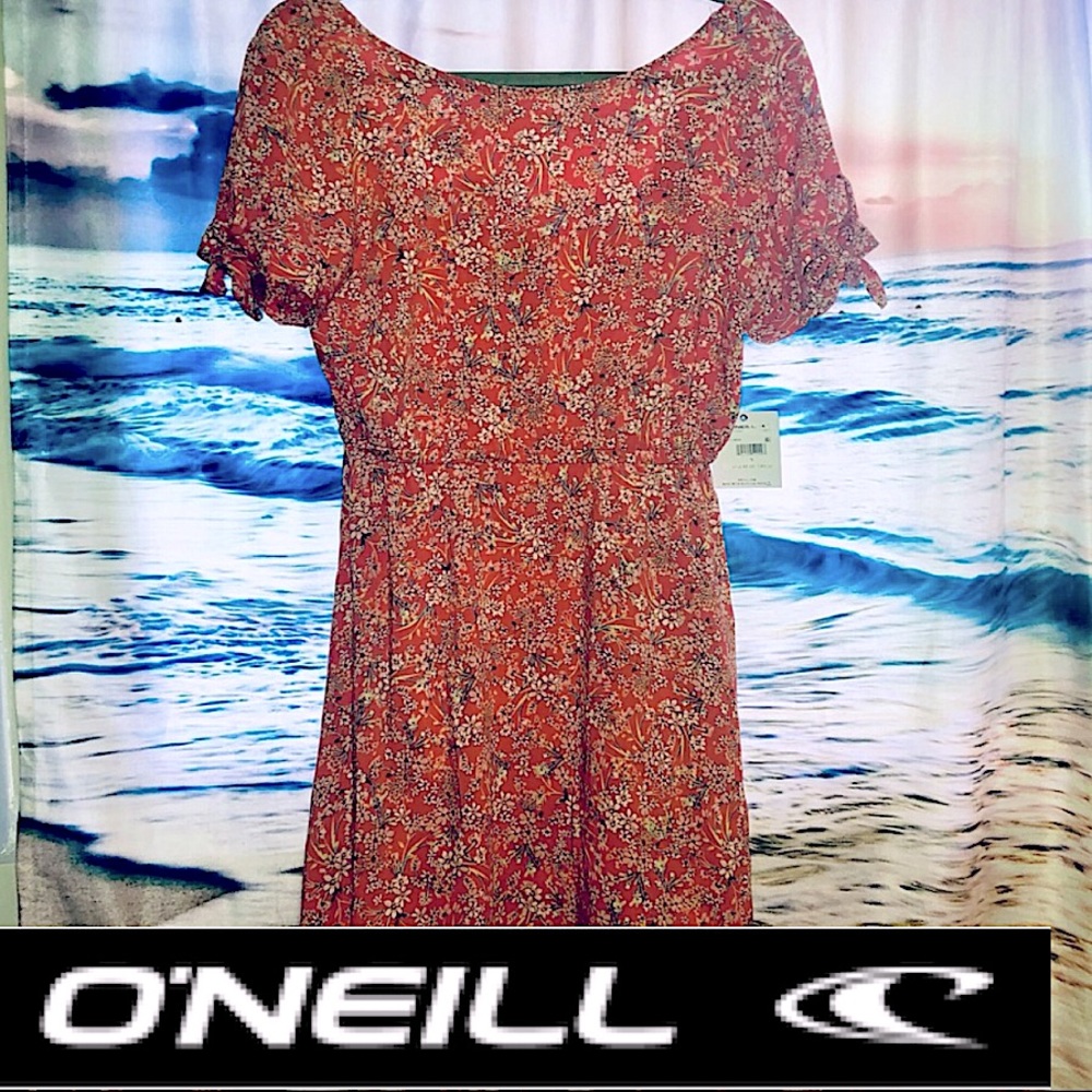O’Neill Tie-Sleeve Dress